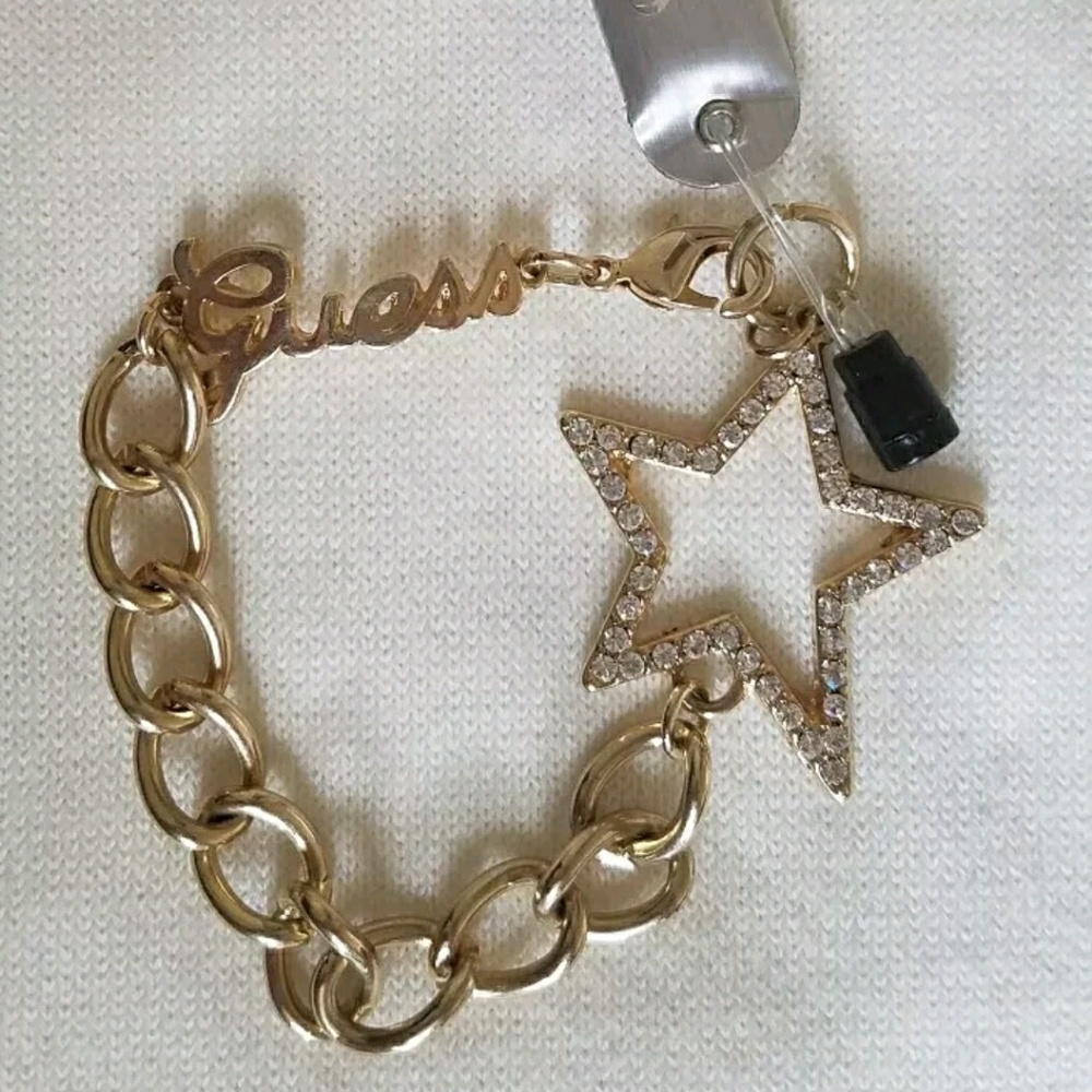 BNWT Guess rhinestone star bracelet